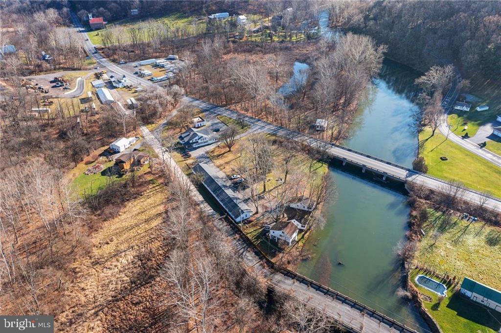 1563 Old Route 22 Property Photo 17