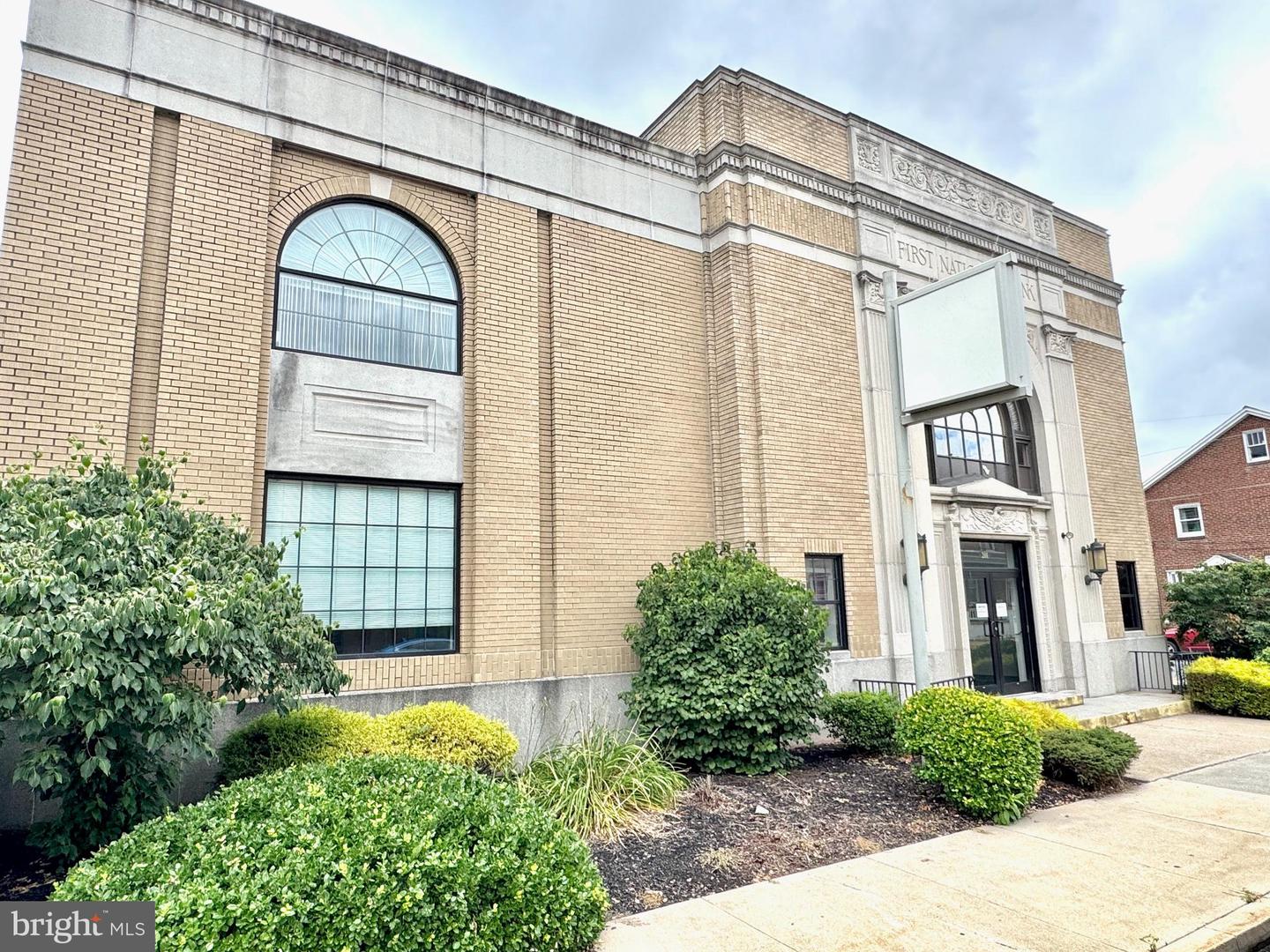 201 N Main St Property Photo 4