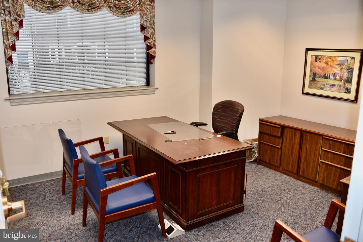 201 N Main St Property Photo 10