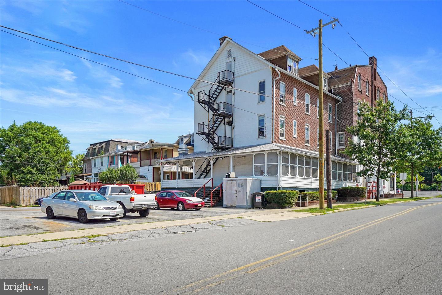5 E Penn Ave Property Photo 2