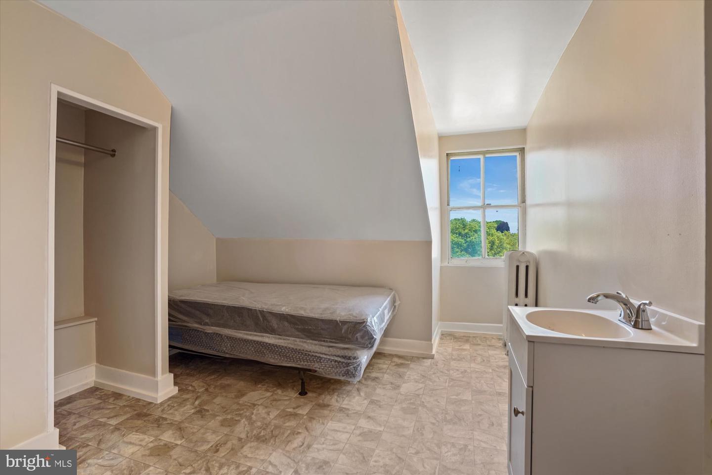 5 E Penn Ave Property Photo 30