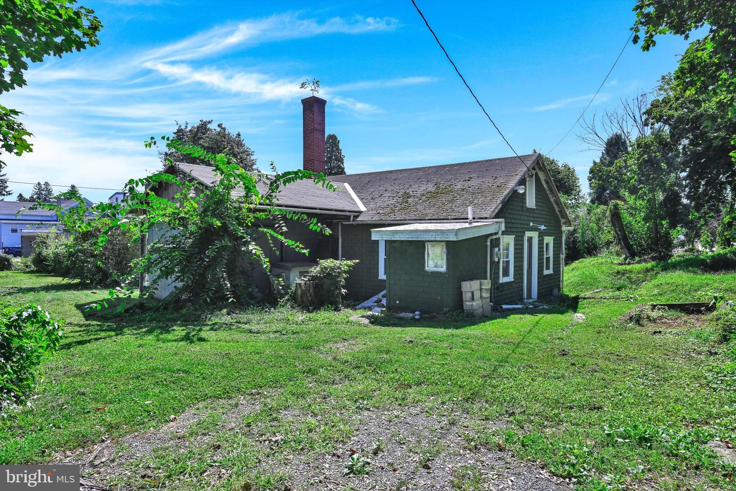 32 N Main St Property Photo 18