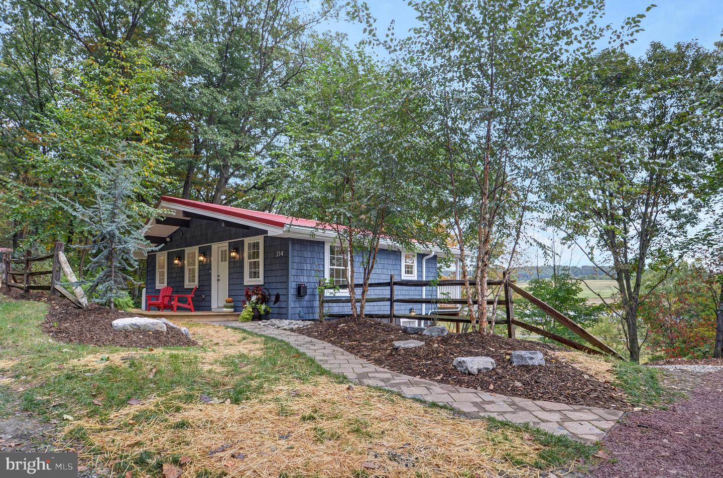 314 Mt View Ln Property Photo 1