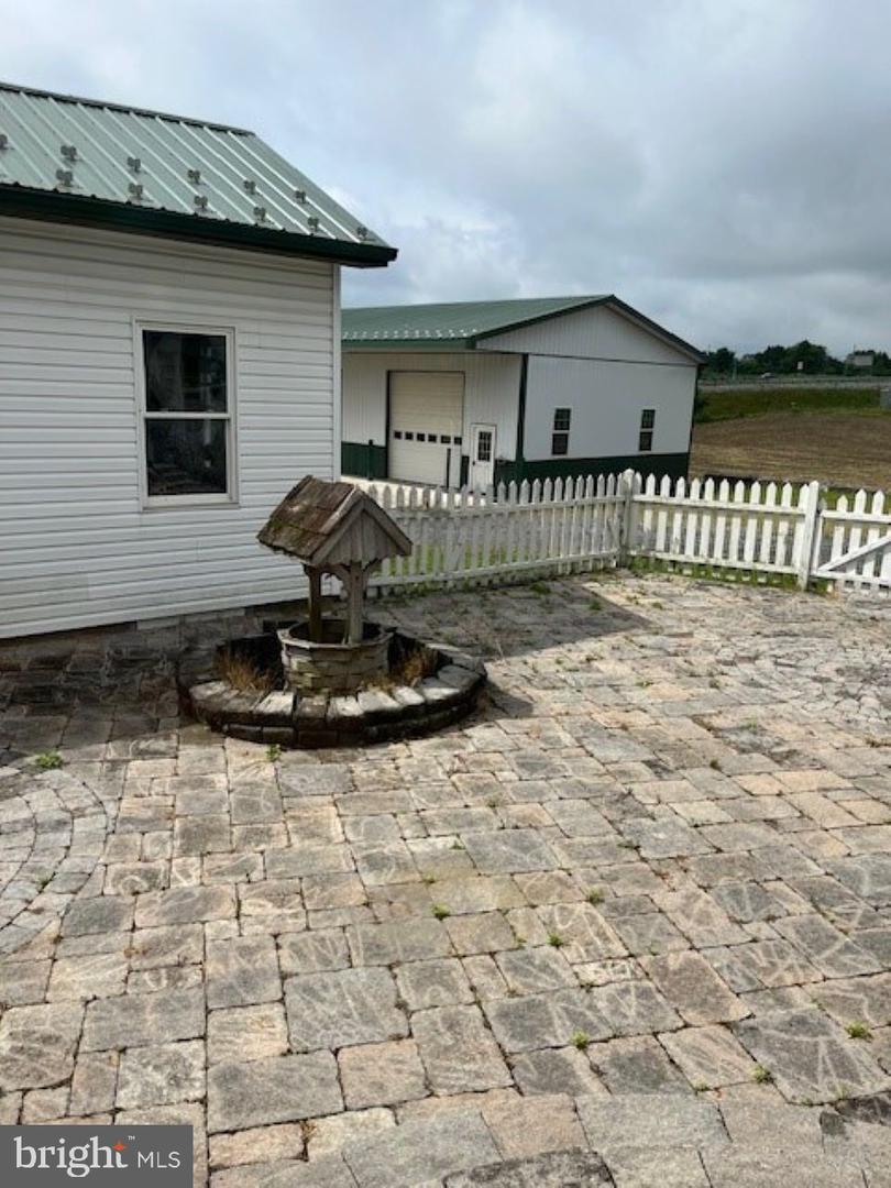 572 Old Rte 22 Property Photo 17