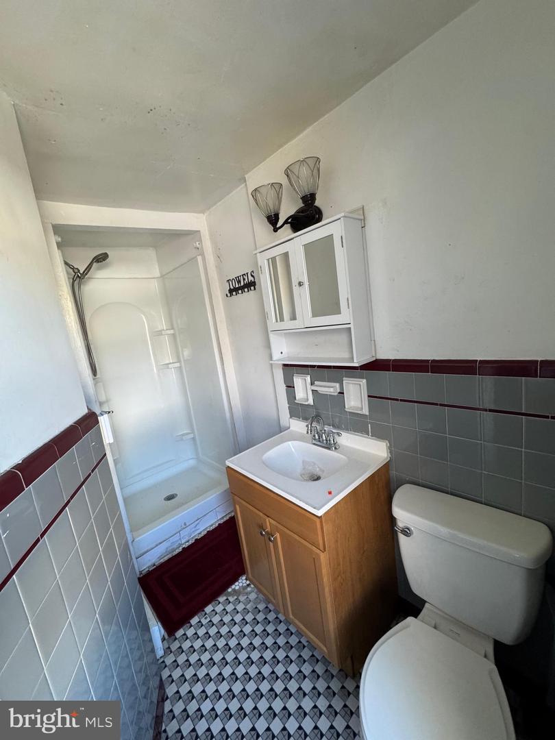 621 Laurel St Property Photo 15