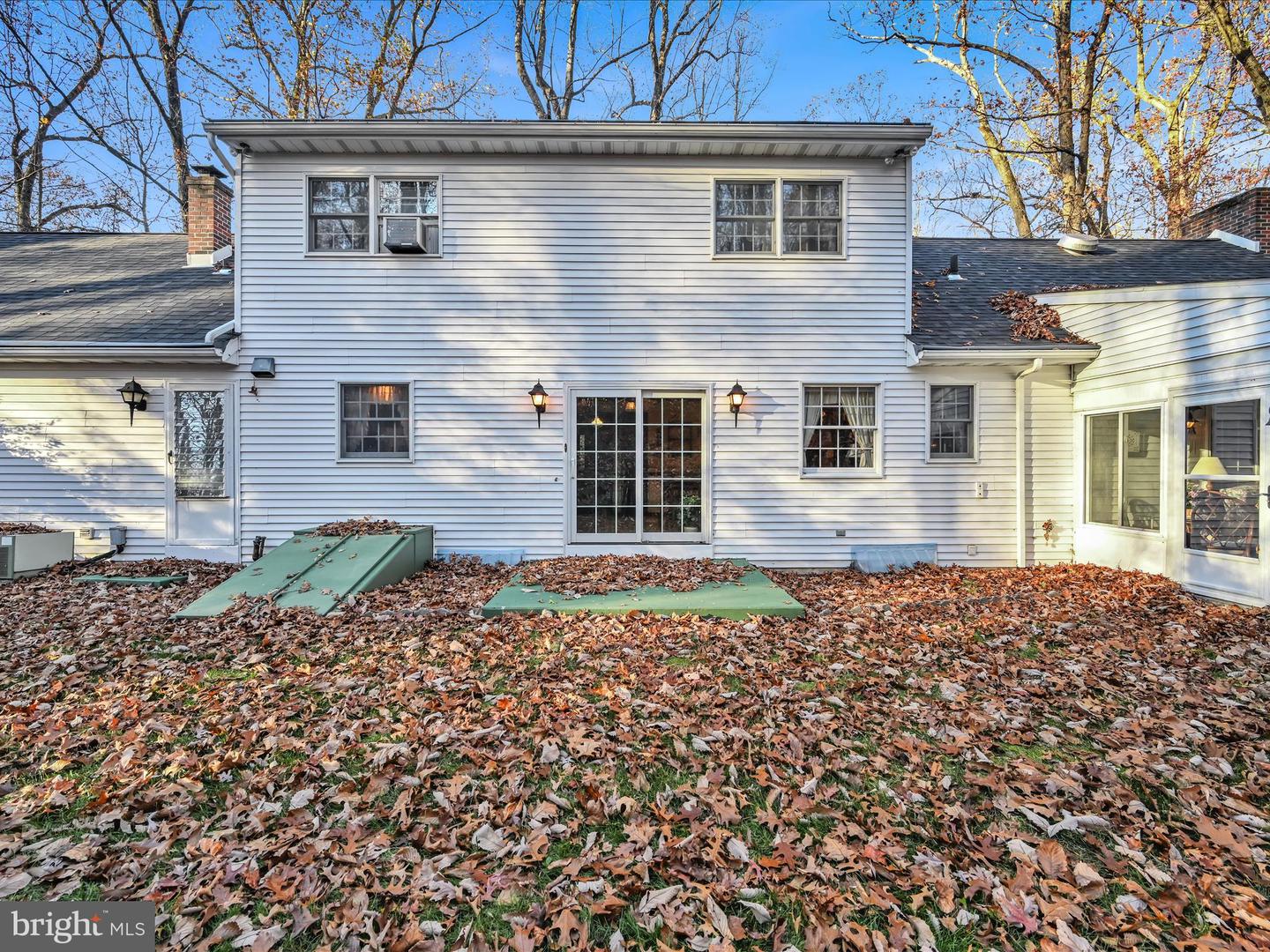 946 Hunters Rd Property Photo 10