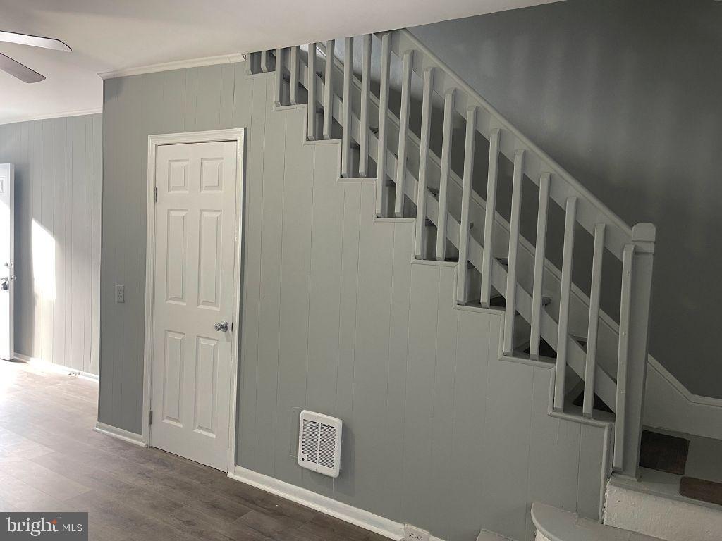 549 Wunder St Property Photo 4