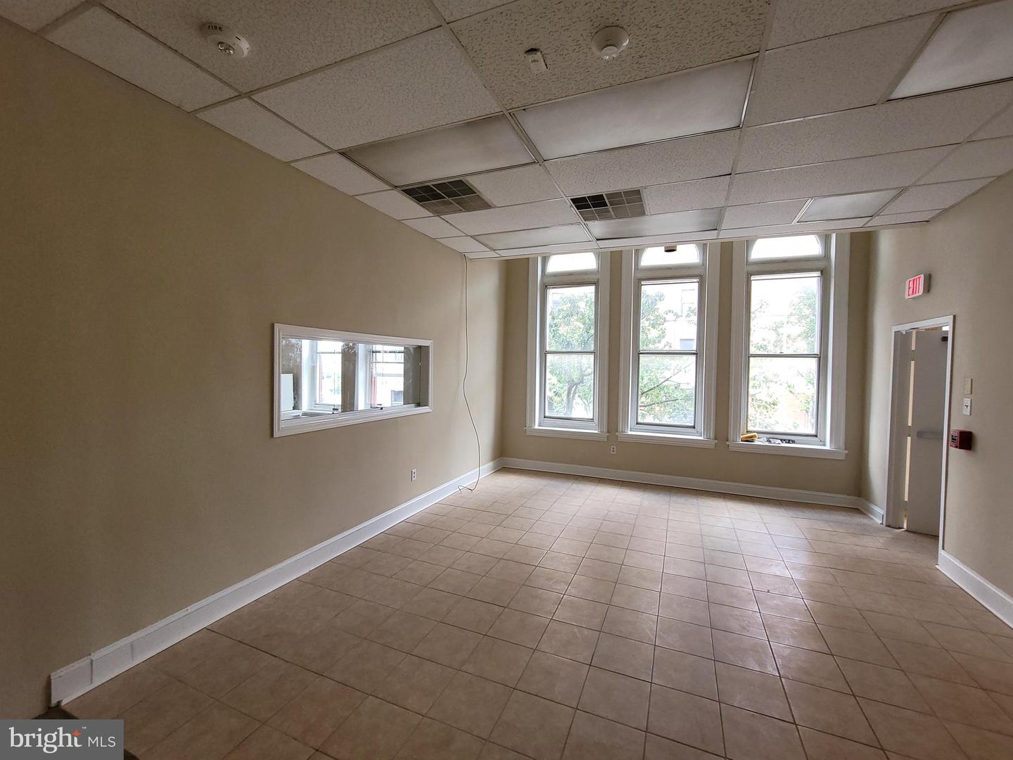11 N 5th St #2nd Floor Property Photo 15