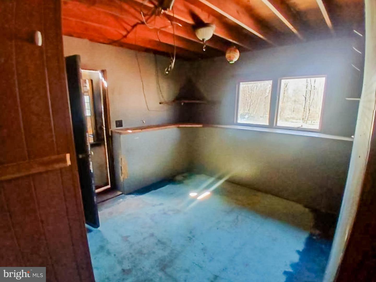 1821 E Rte 724 Property Photo 31