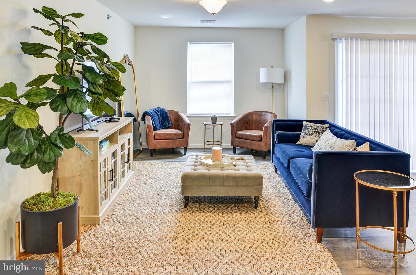 3735 Main Street #a101 Property Photo 5