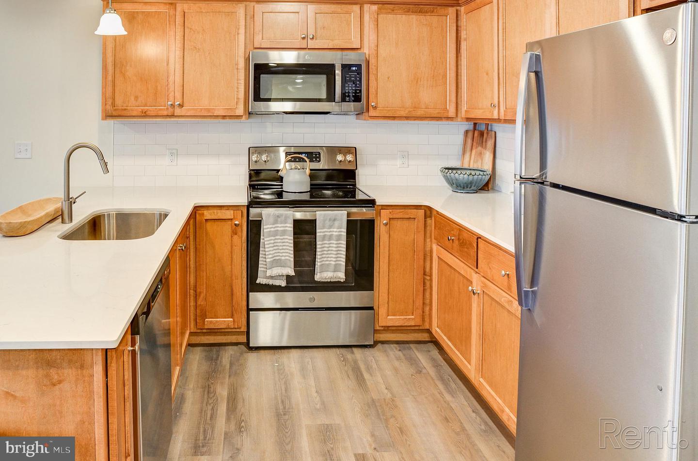 3735 Main Street #a101 Property Photo 11