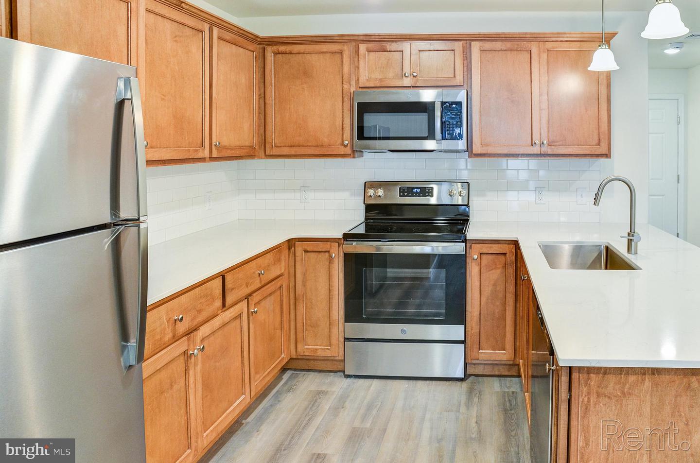 3735 Main Street #a101 Property Photo 32