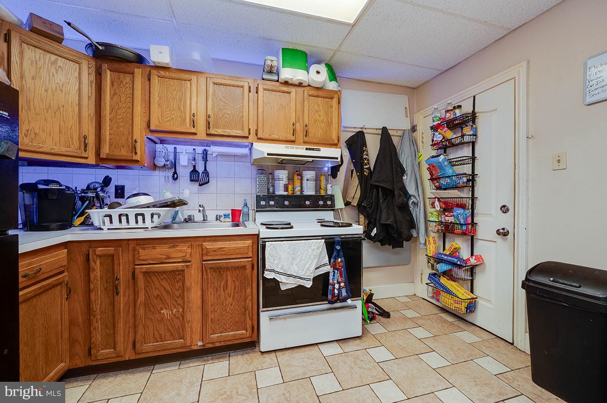 300 Kennedy Ave Property Photo 25