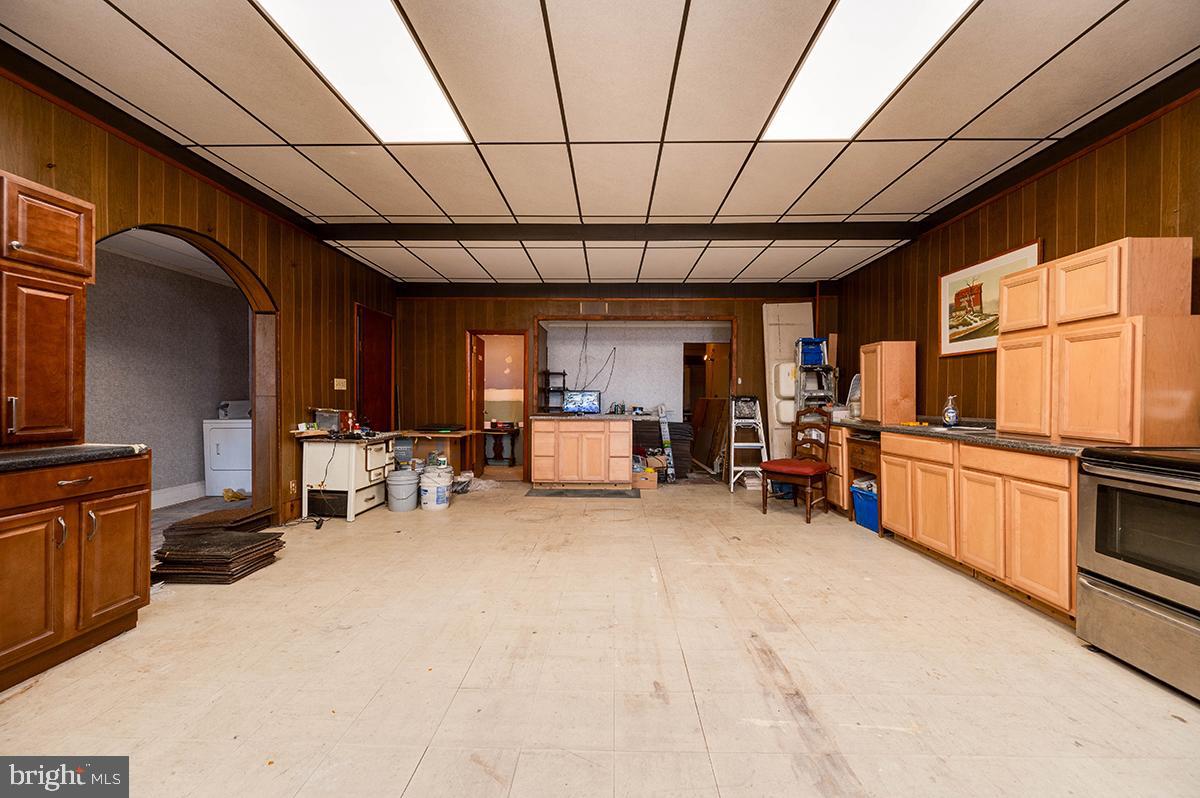 300 Kennedy Ave Property Photo 88