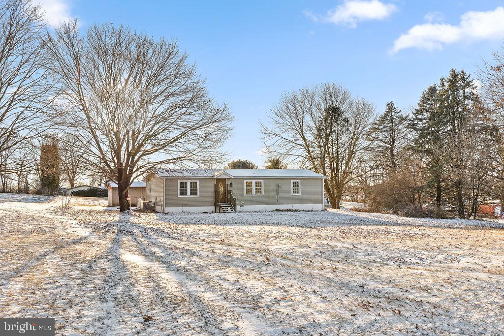 21 Morris Dr Property Photo