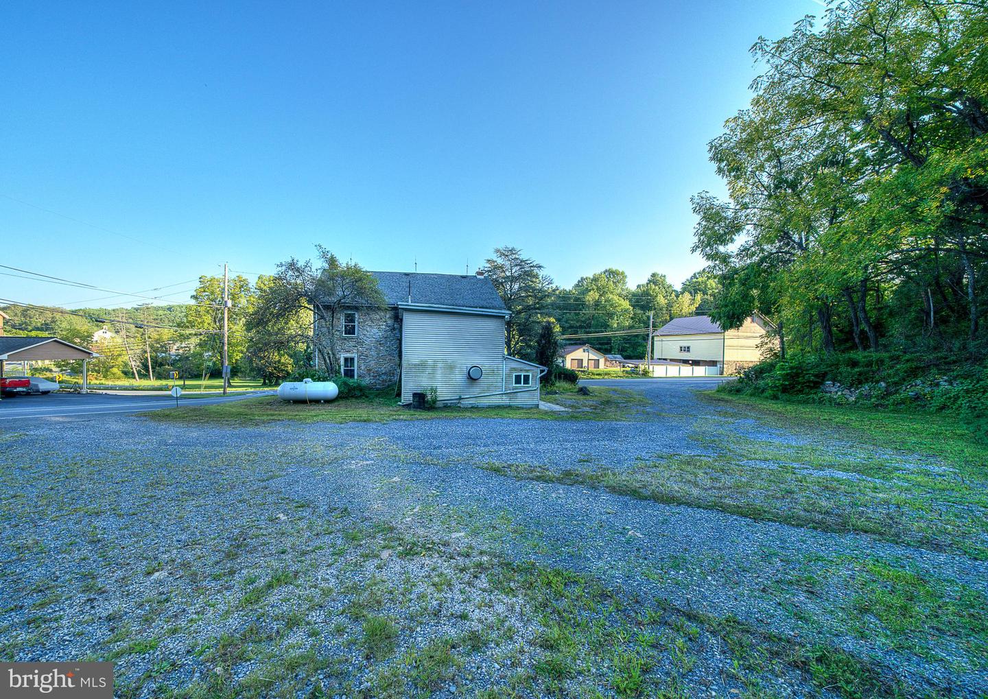 2165 State St Property Photo 9