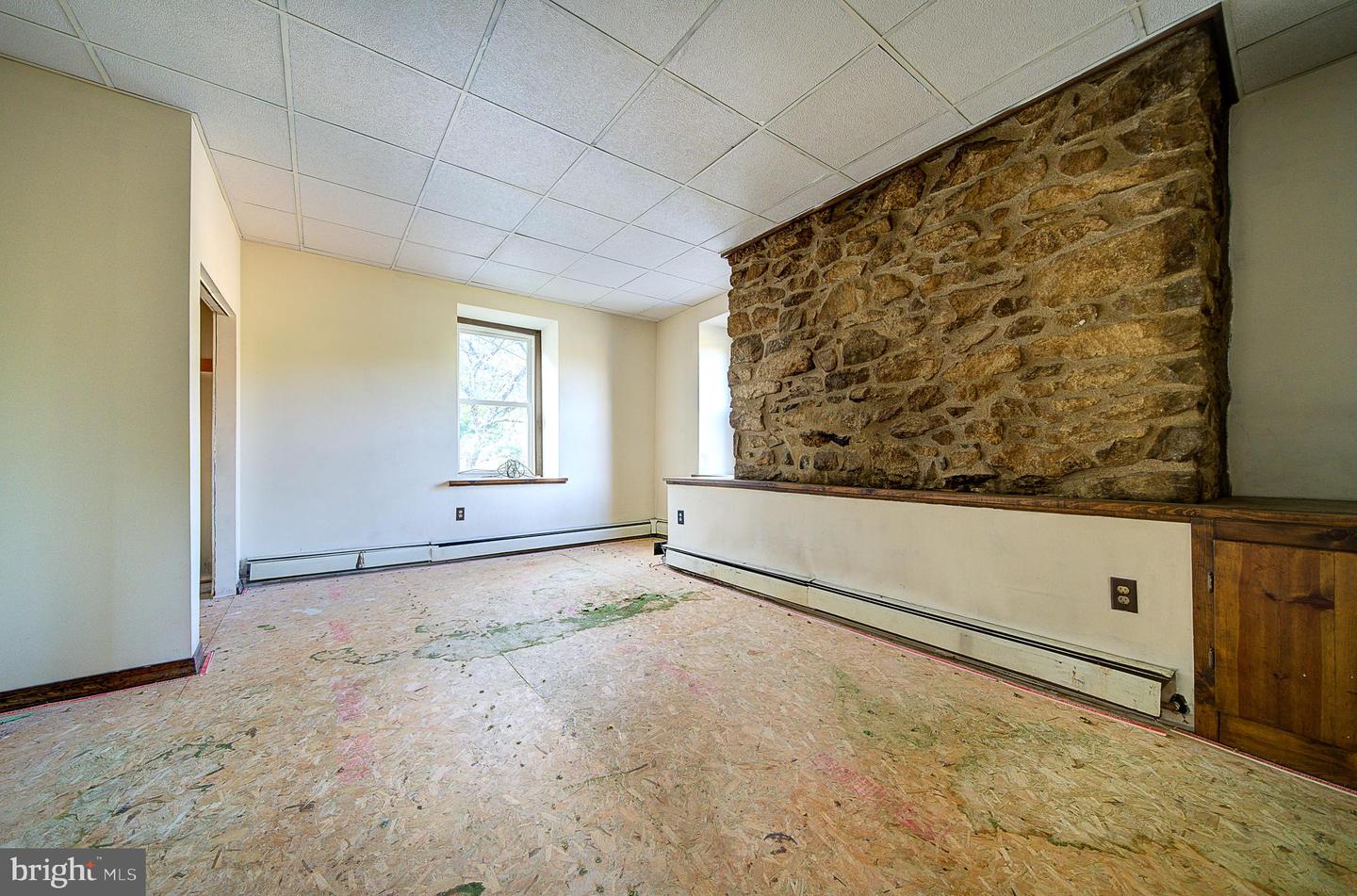 2165 State St Property Photo 37
