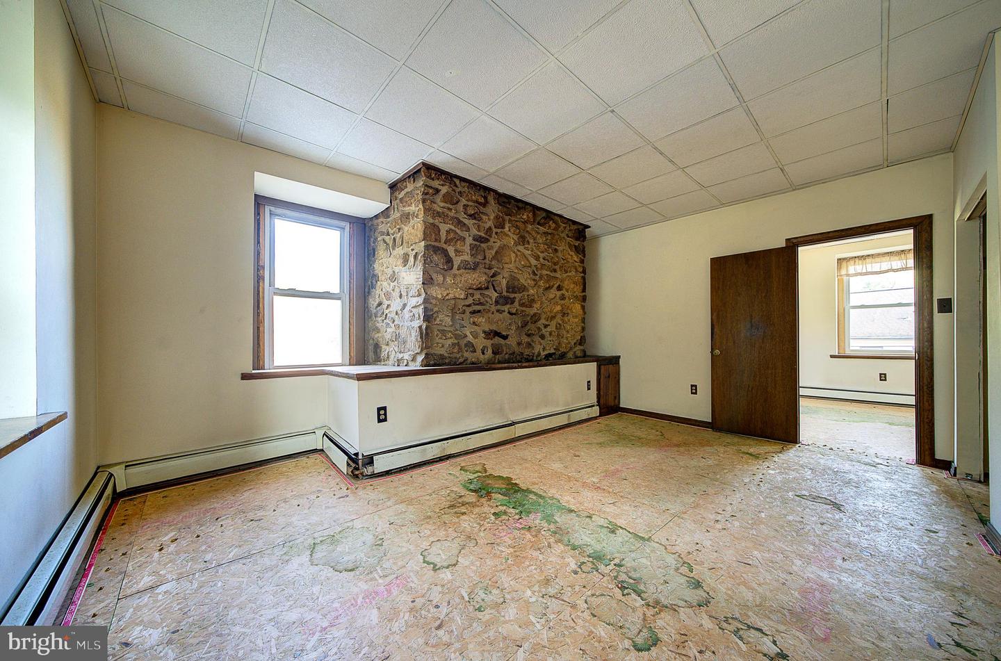 2165 State St Property Photo 38