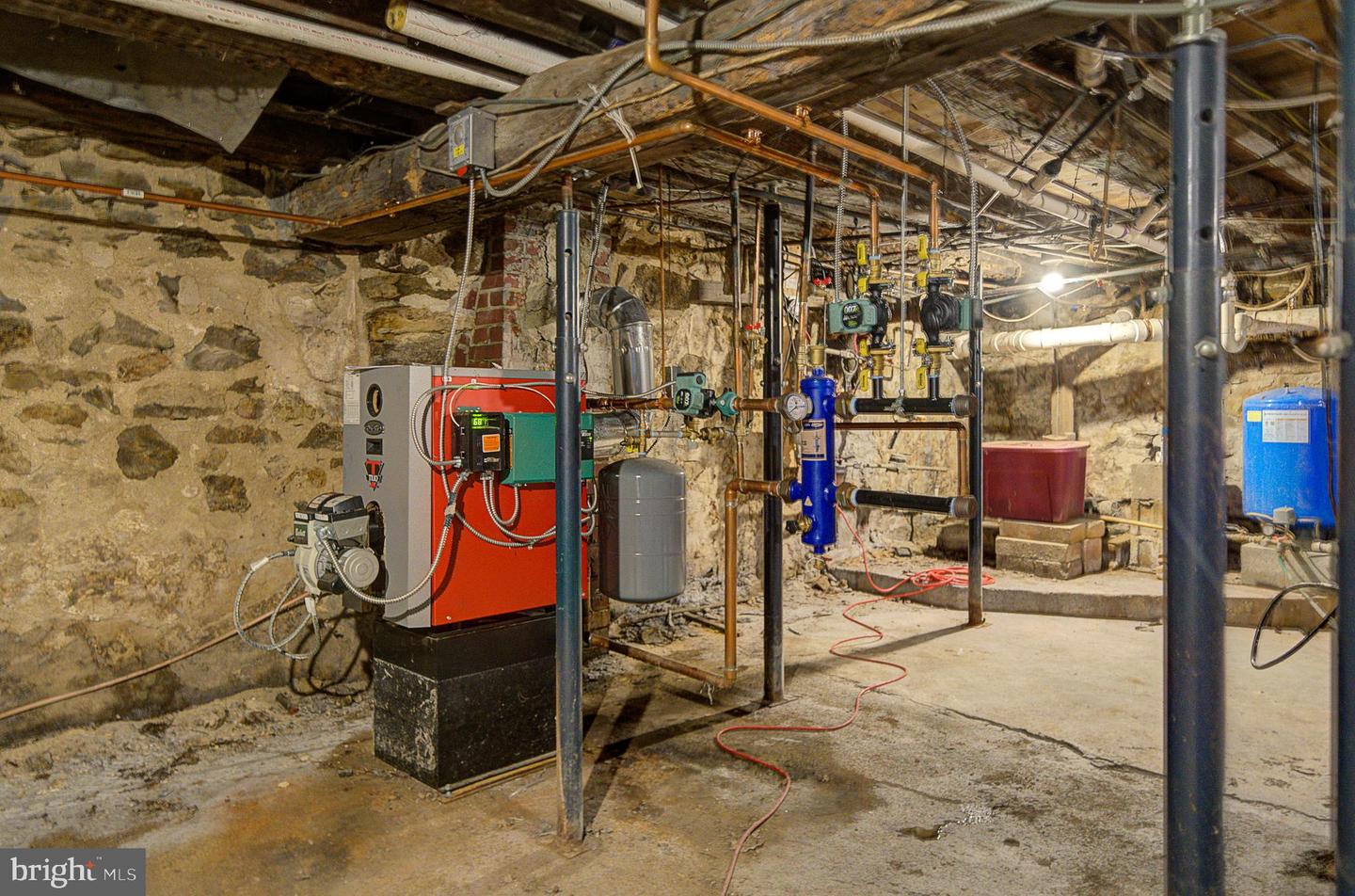 2165 State St Property Photo 47