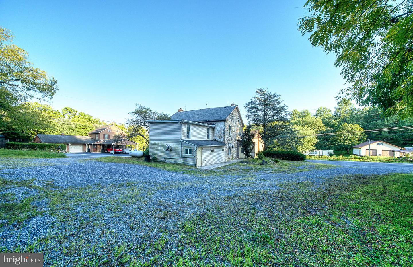 2165 State St Property Photo 50