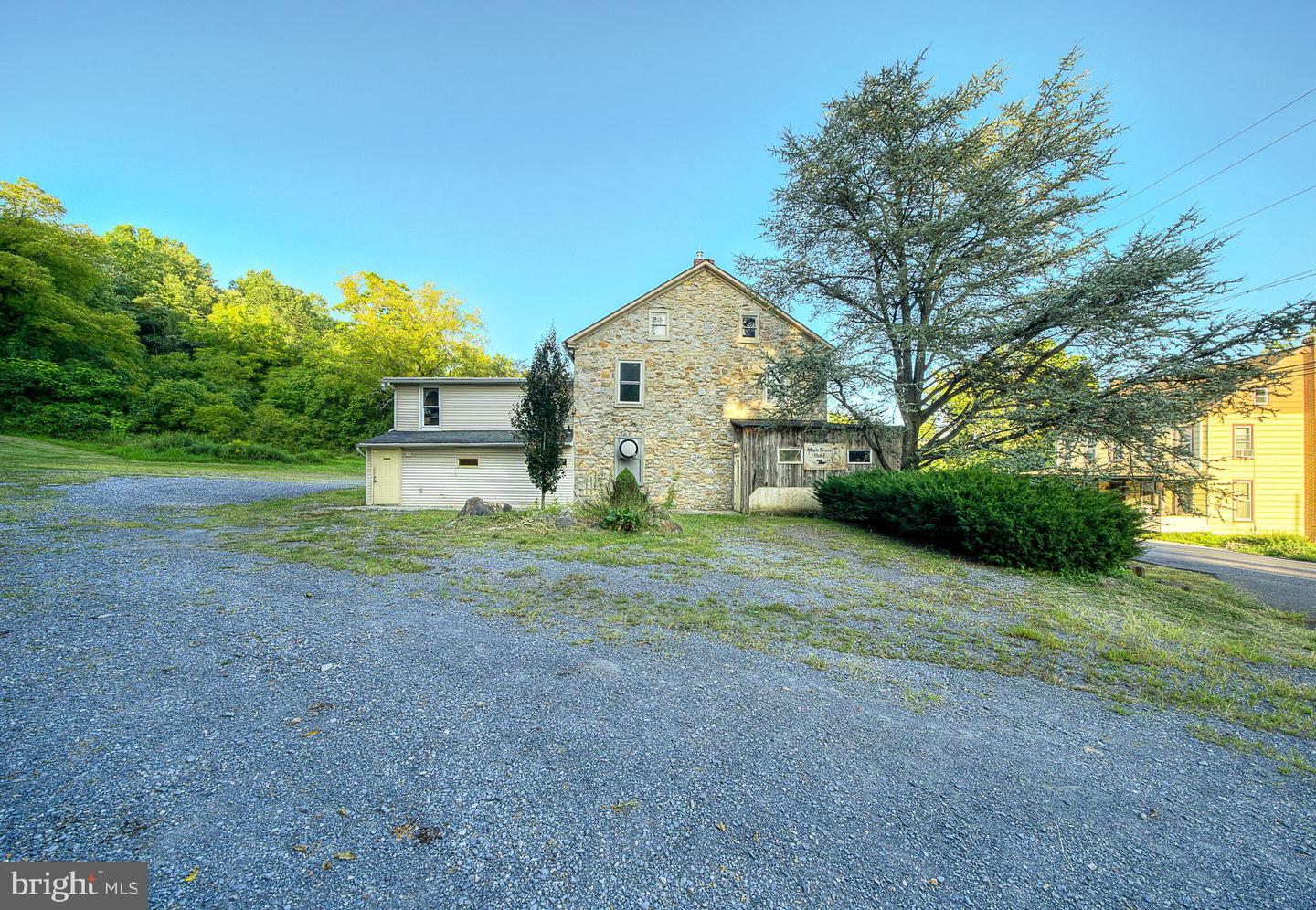 2165 State St Property Photo 52