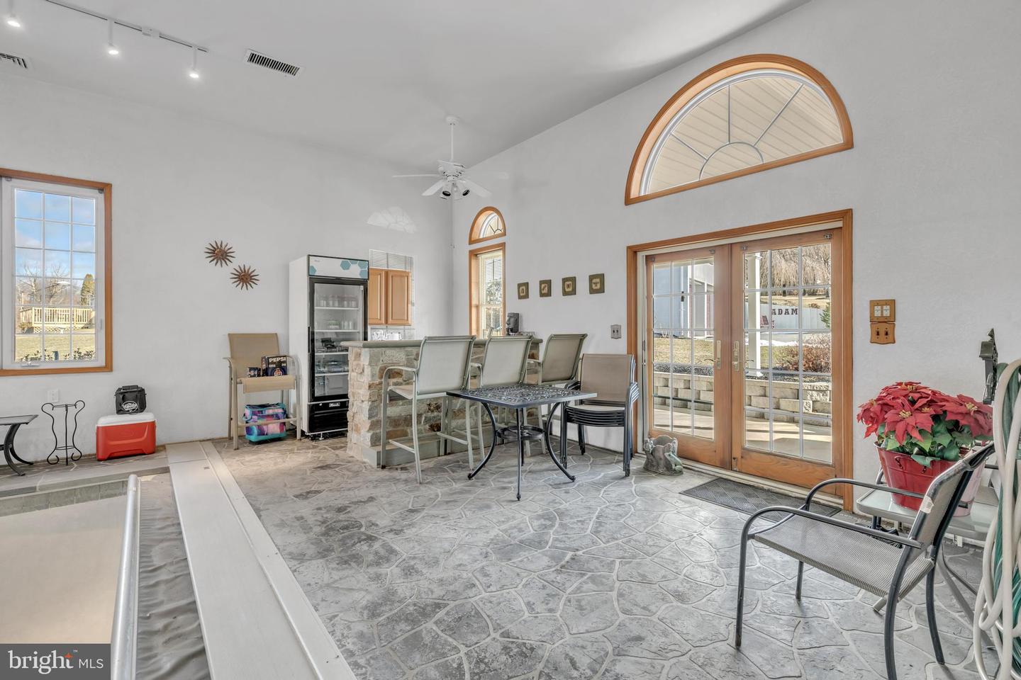 1473 Windsor Castle Rd Property Photo 15