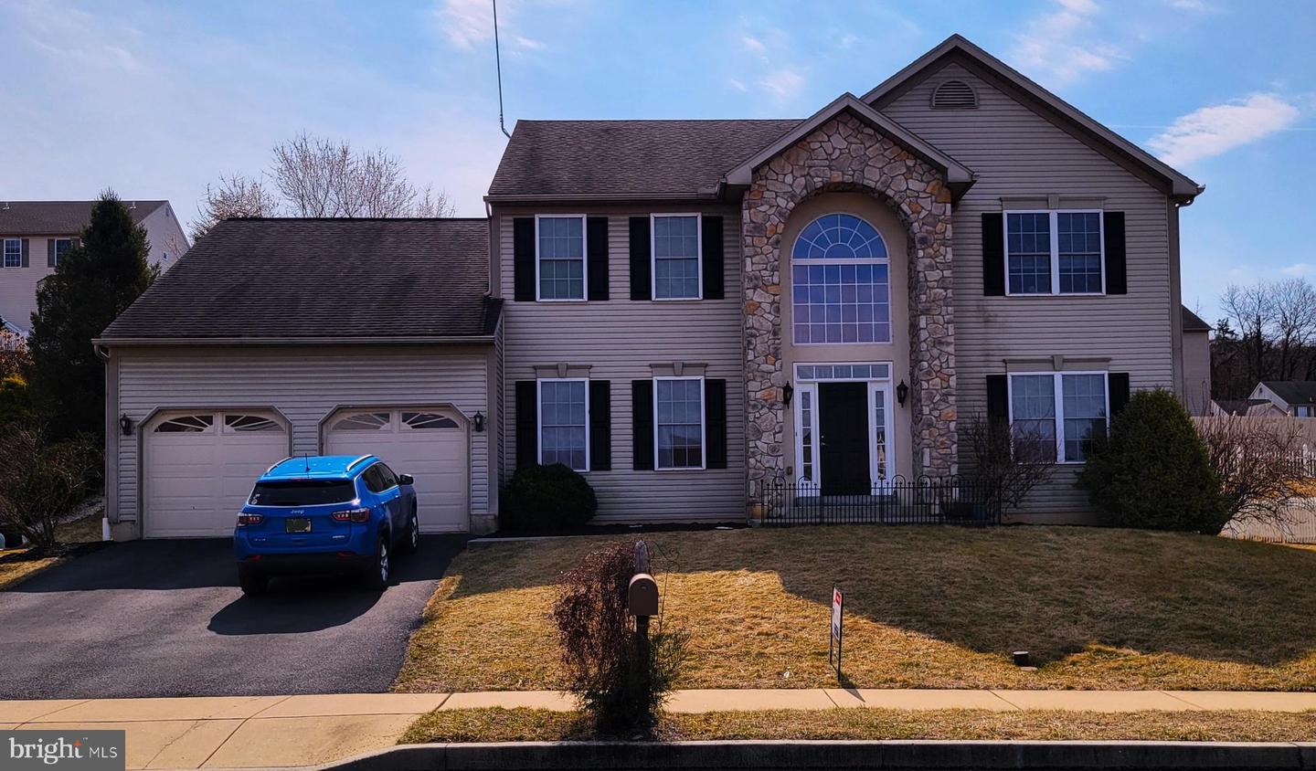 3310 Pequot Dr Property Photo