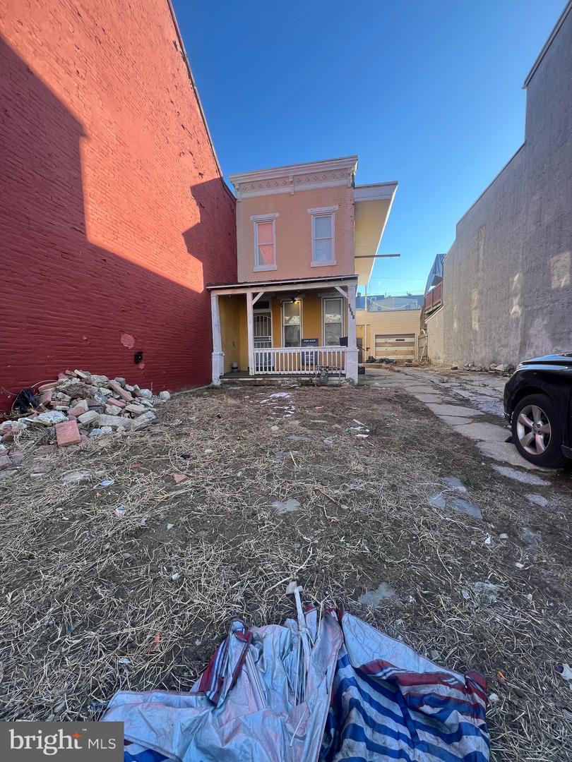 1327 Mulberry St Property Photo 1