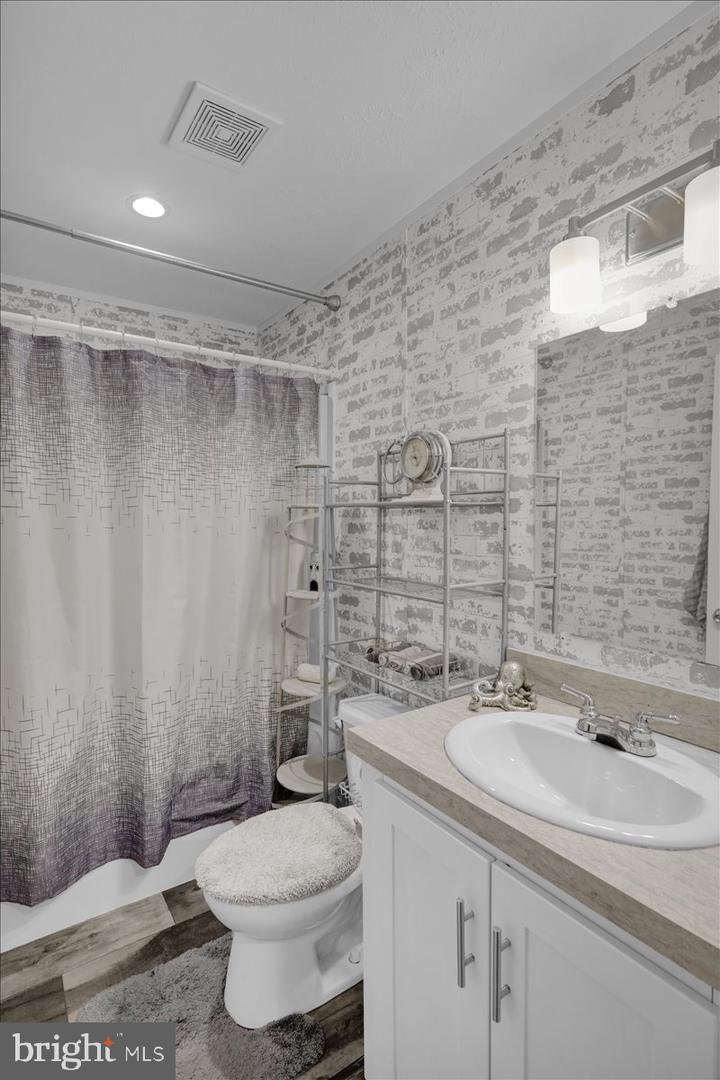 310 Bordic Rd Property Photo 12