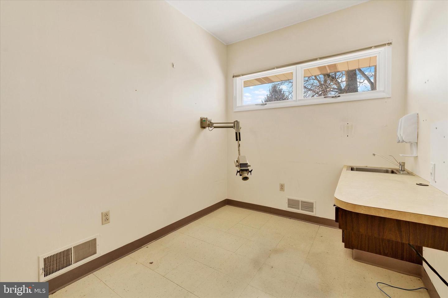 1137 W Penn Ave Property Photo 19