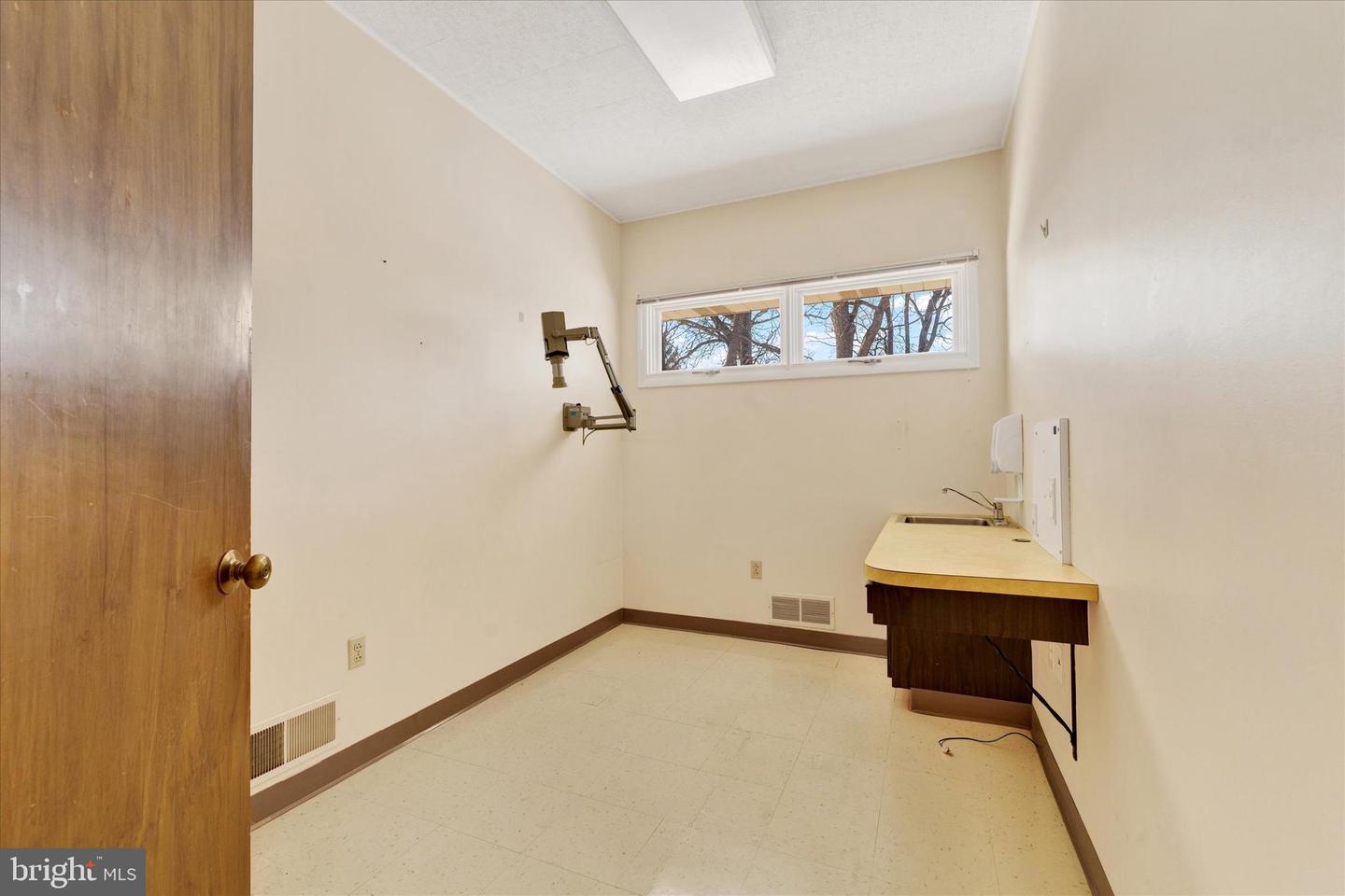 1137 W Penn Ave Property Photo 23
