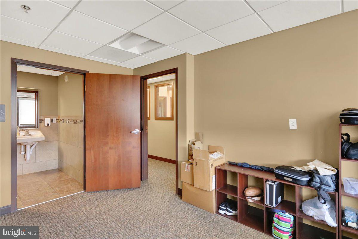 2228 State Hill Rd #2nd Floor Property Photo 20