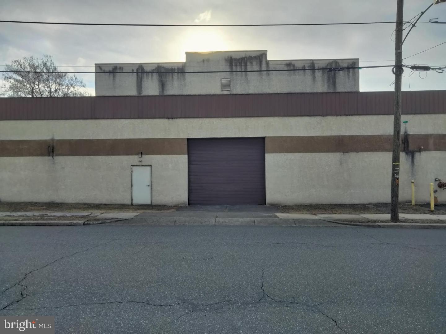200 N Washington St Property Photo 18