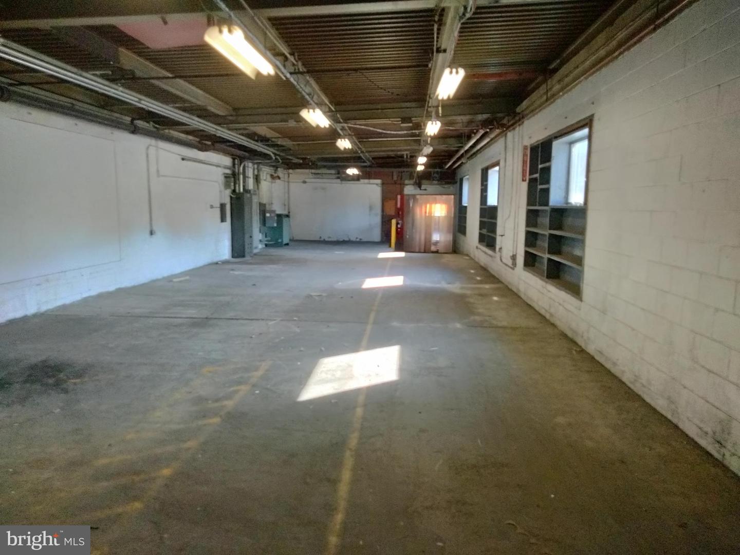 200 N Washington St Property Photo 30