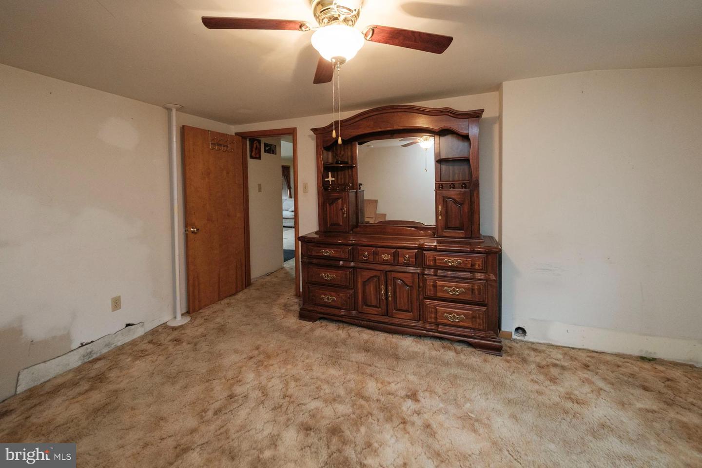 2725 Belmont Ave Property Photo 24