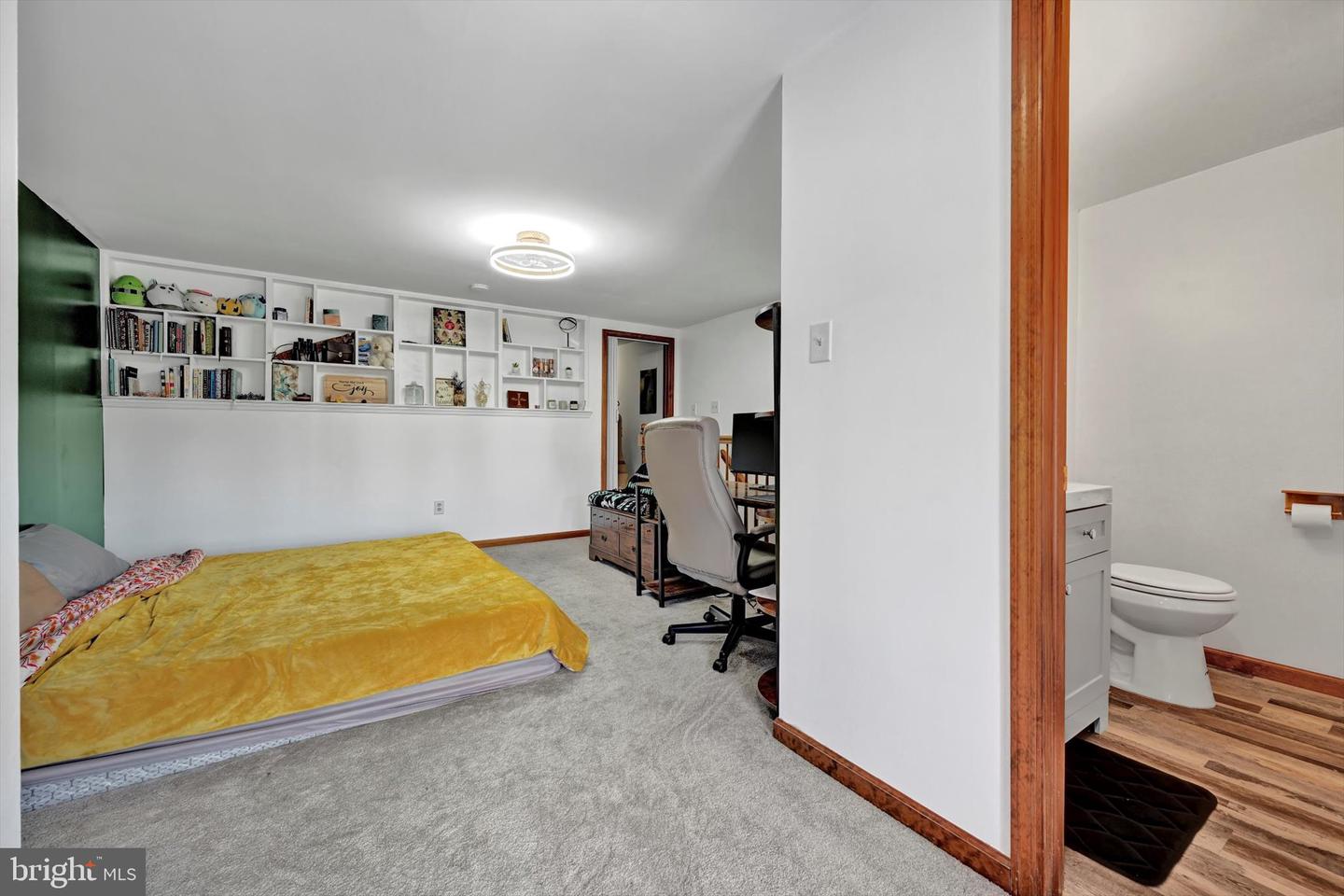709 Hill Rd #1 Property Photo 18