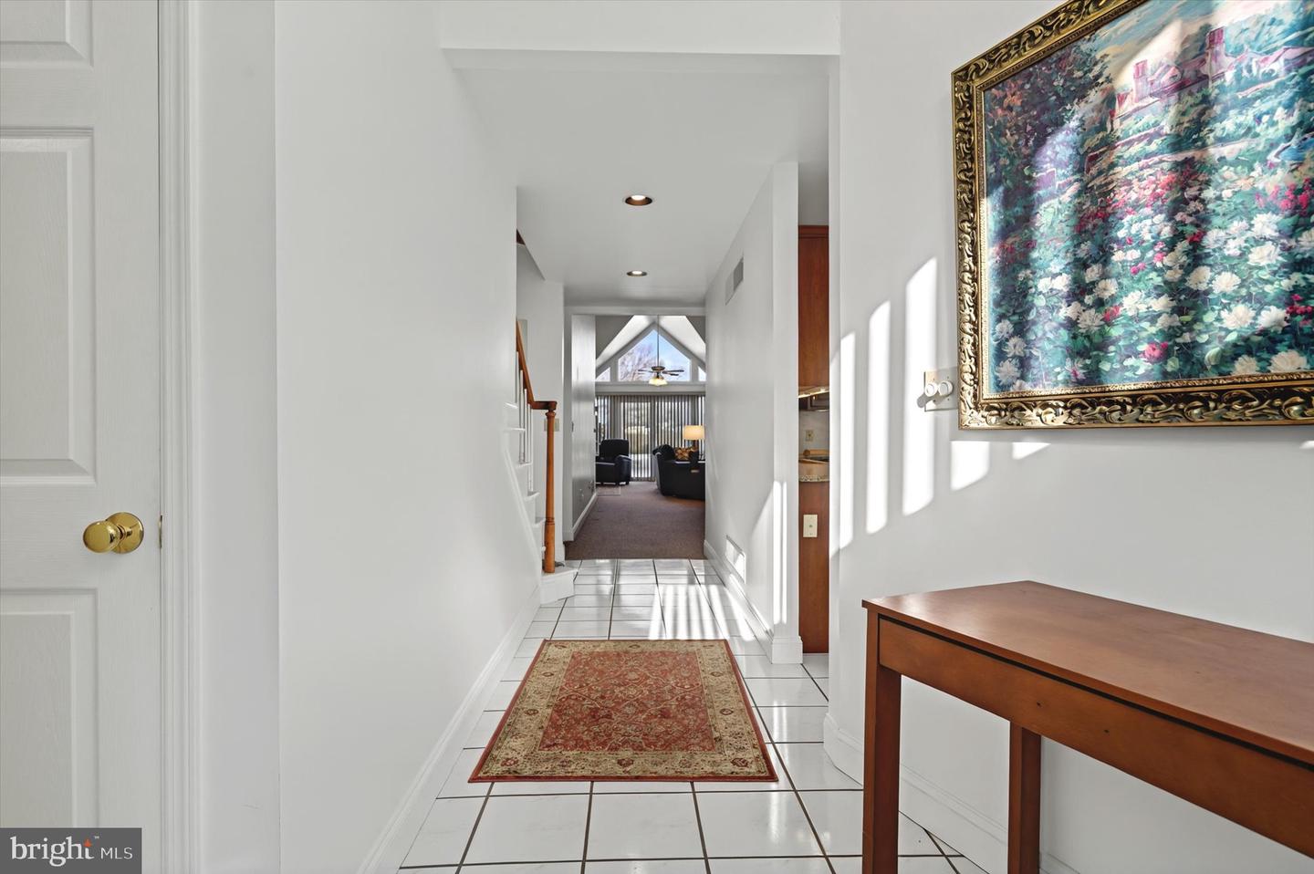 107 Leisure Ct Property Photo