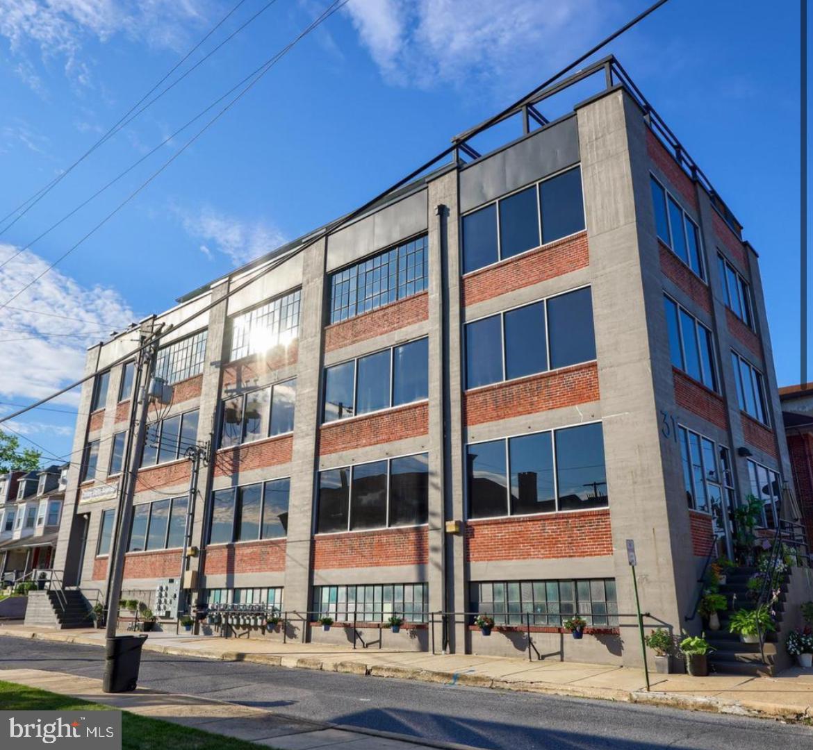 31 S Sterley St #401 Property Photo 1
