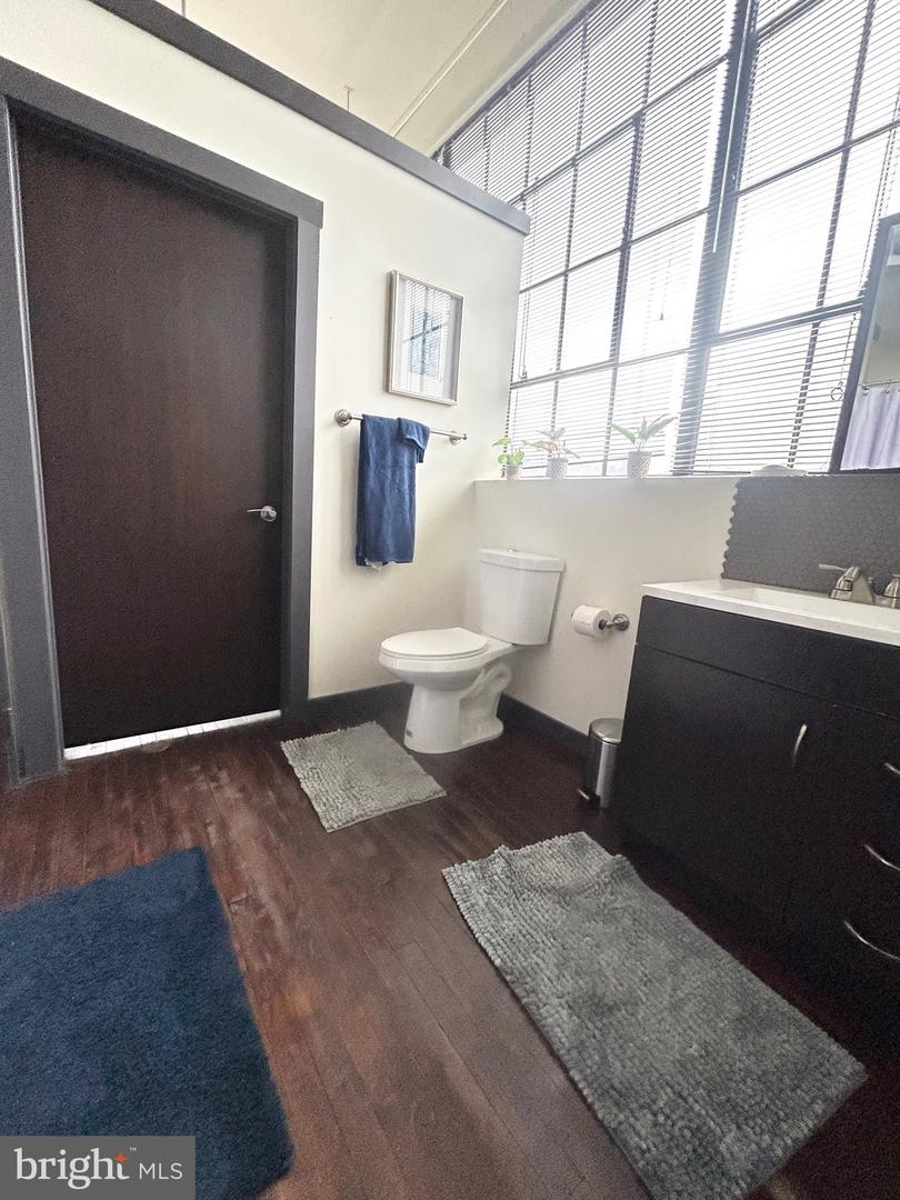 31 S Sterley St #401 Property Photo 11