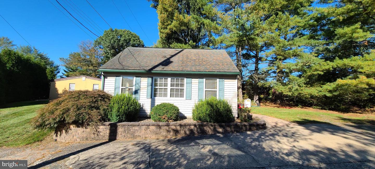 517 Moncacy Hill Property Photo 3