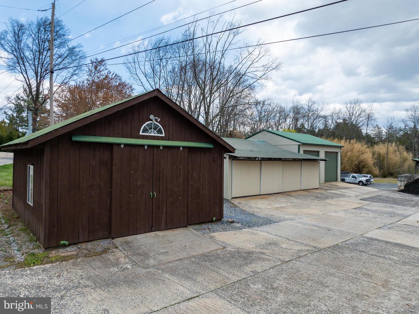 517 Moncacy Hill Property Photo 37