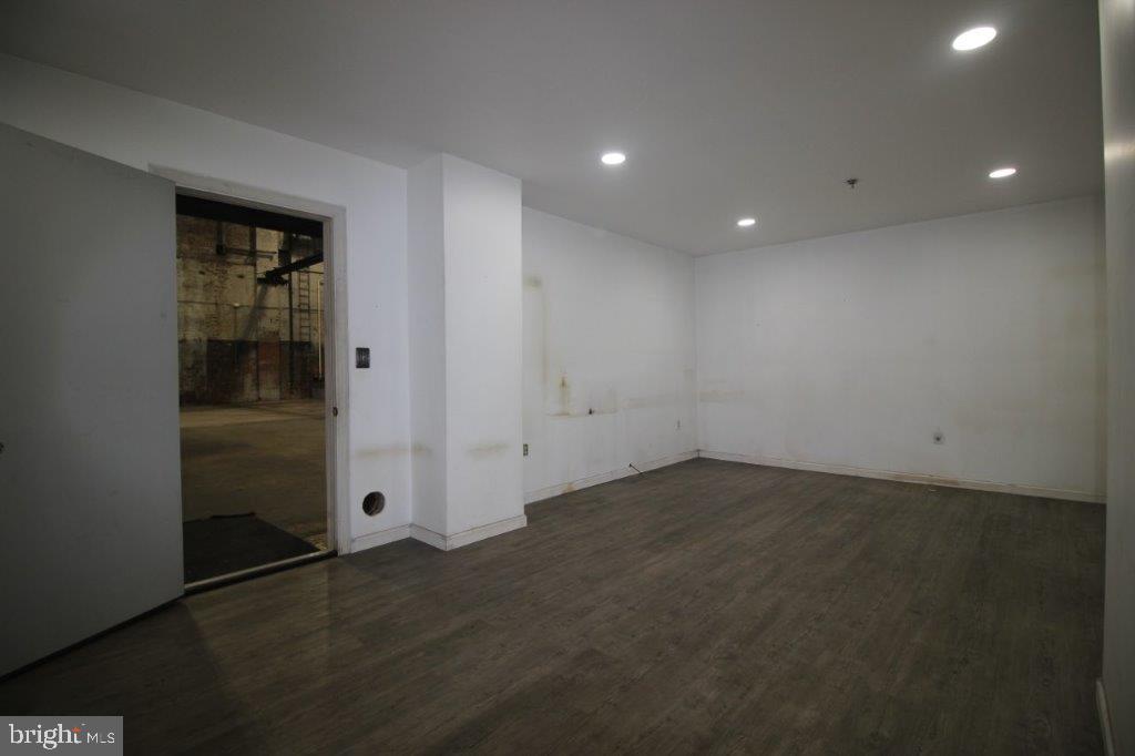 30 N 3rd St #3 Property Photo 16
