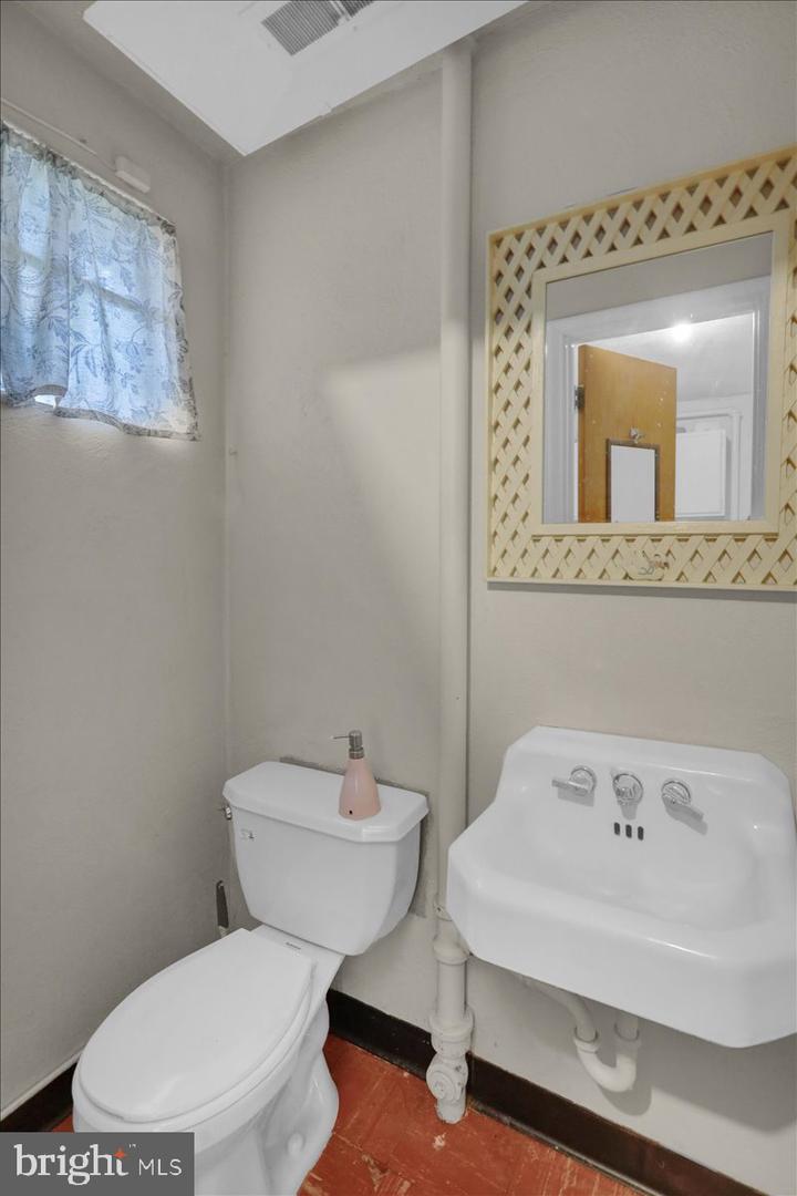 1815 N 15th St Property Photo 21