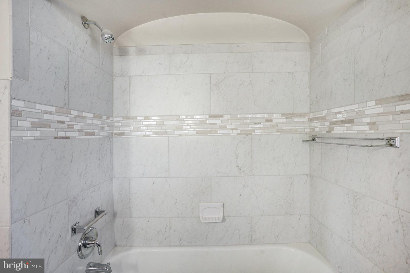 1042 Weisstown Rd Property Photo 16