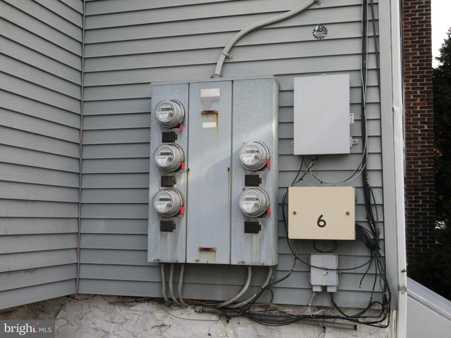 10 E Main St Property Photo 6