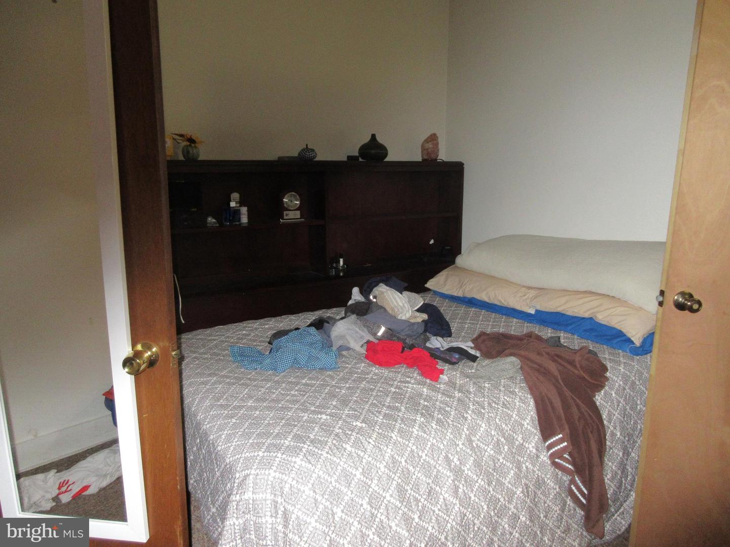 10 E Main St Property Photo 33