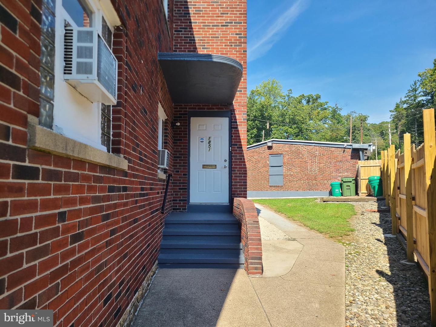 1849 PERKIOMEN AVE Property Photo 1