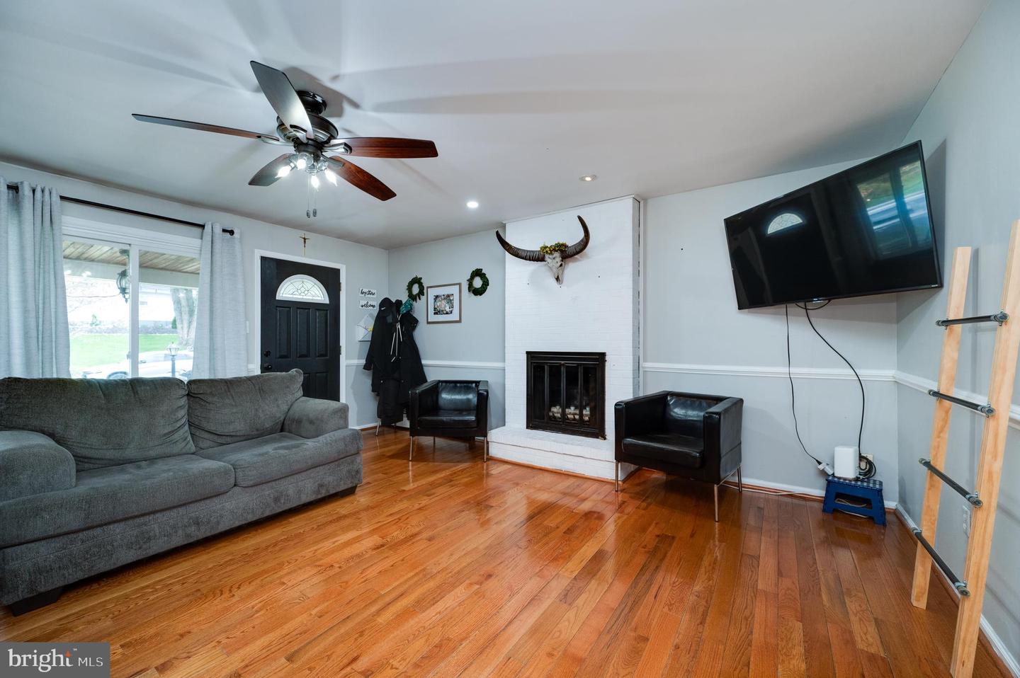 311 Funston Ave Property Photo 7