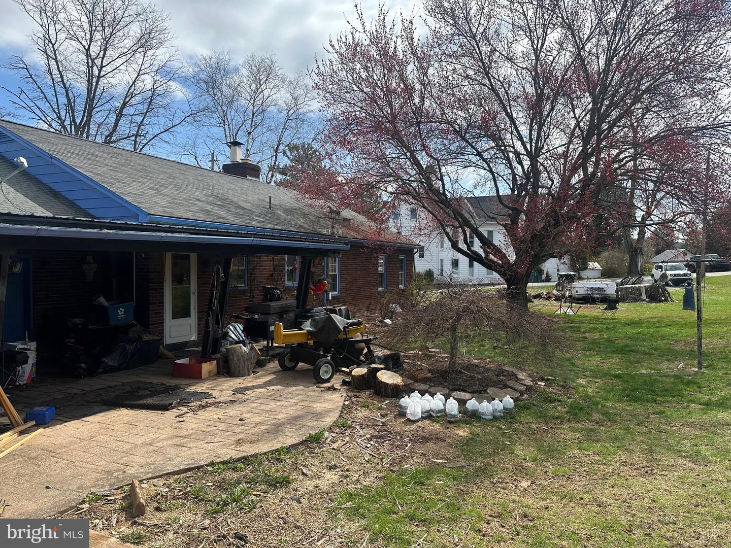 1190 State St Property Photo 5