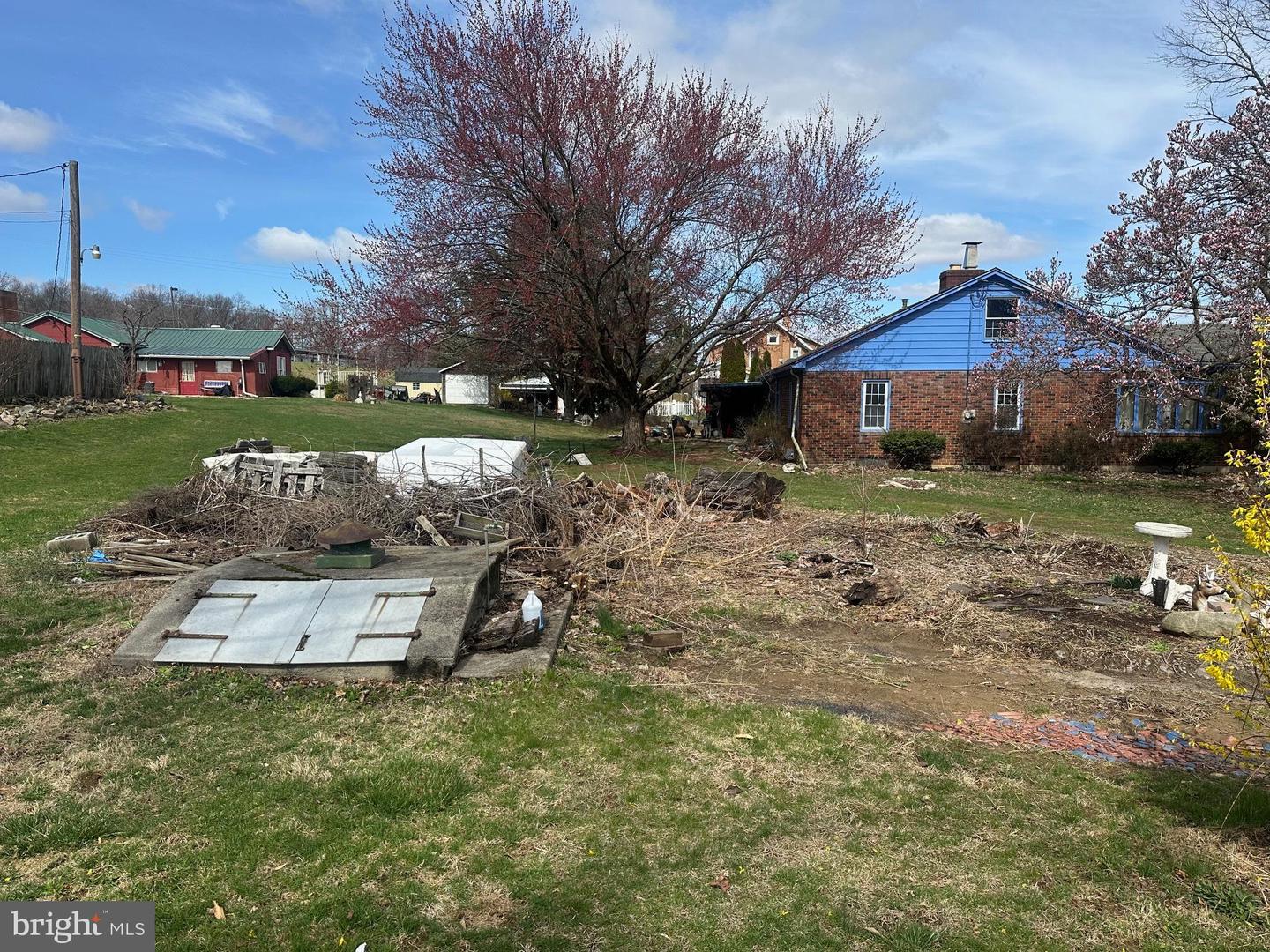 1190 State St Property Photo 12